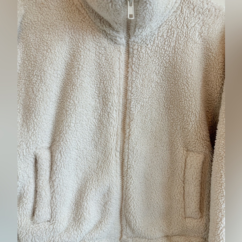 Aritzia Sunday Best Sherpa Mock Neck full Zip Jacket - Picture 4 of 11